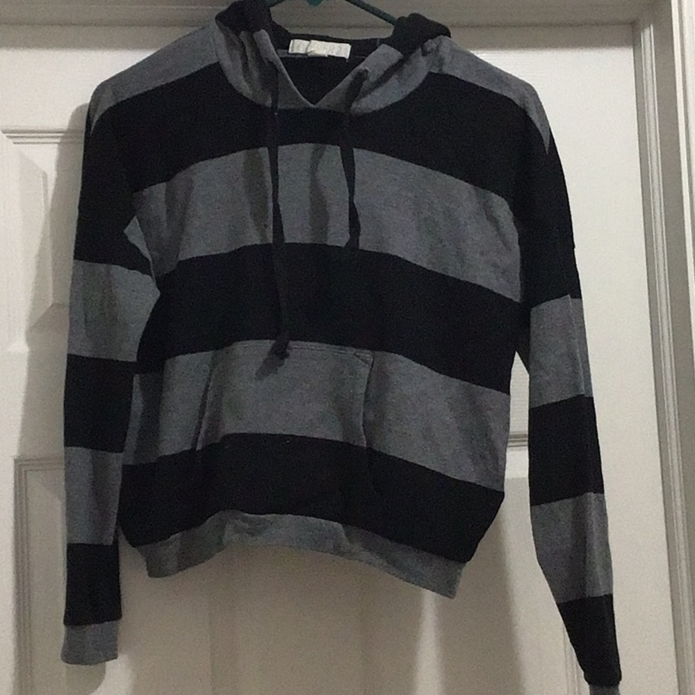 Cropped sweatshirt